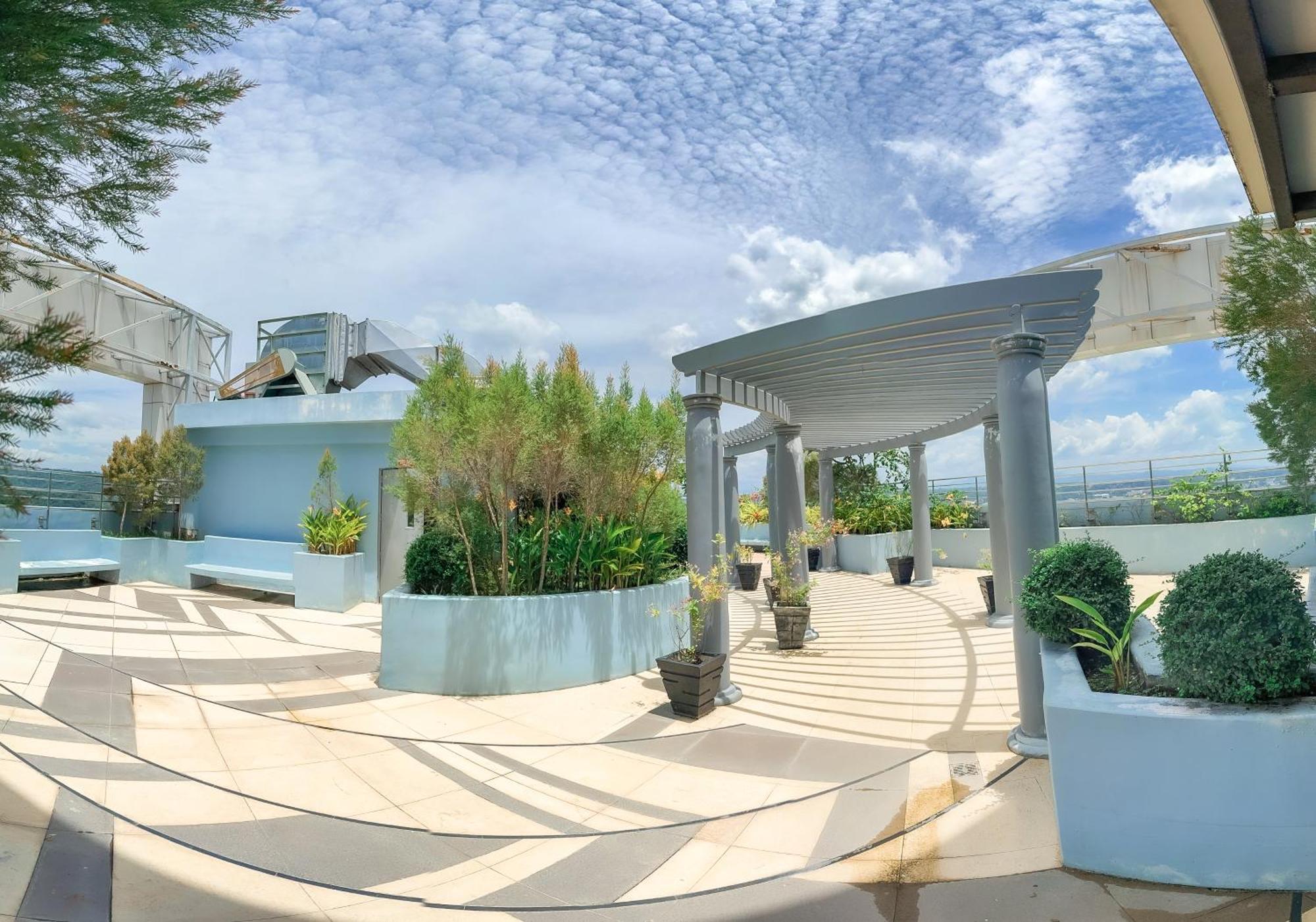 Appartement The Loop 2Br Fully Furnished Corner Unit W Balcony à Cagayán de Oro Extérieur photo